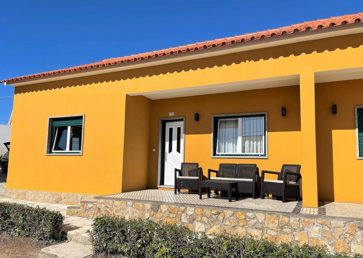 Villa Patrocinio Ribamar  Exteriör bild