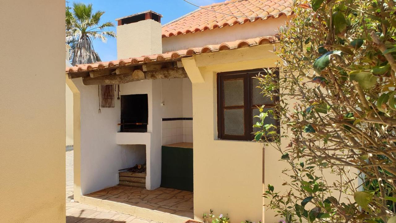 Villa Patrocinio Ribamar  Exteriör bild